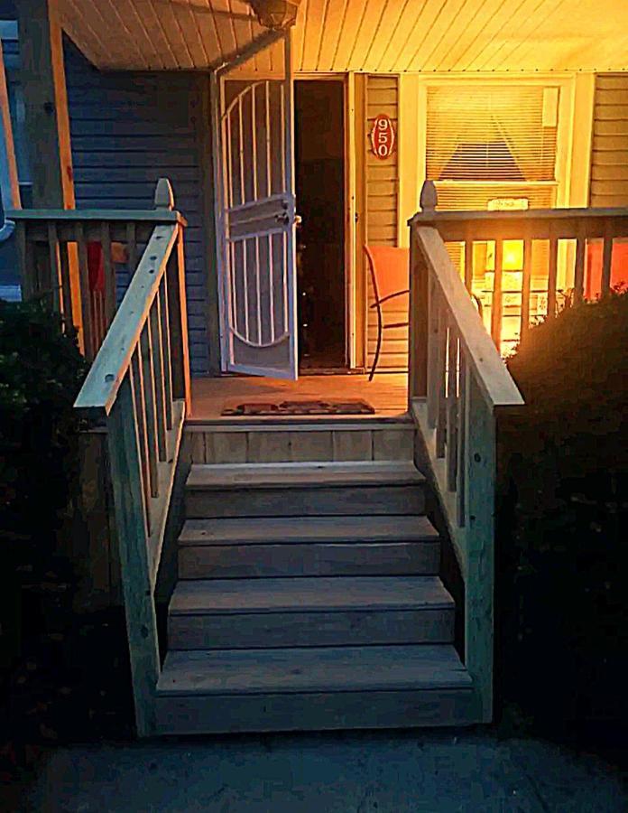 *All-American Home Minutes From Case/Uh/Cle Clinic Cleveland Heights Exterior photo